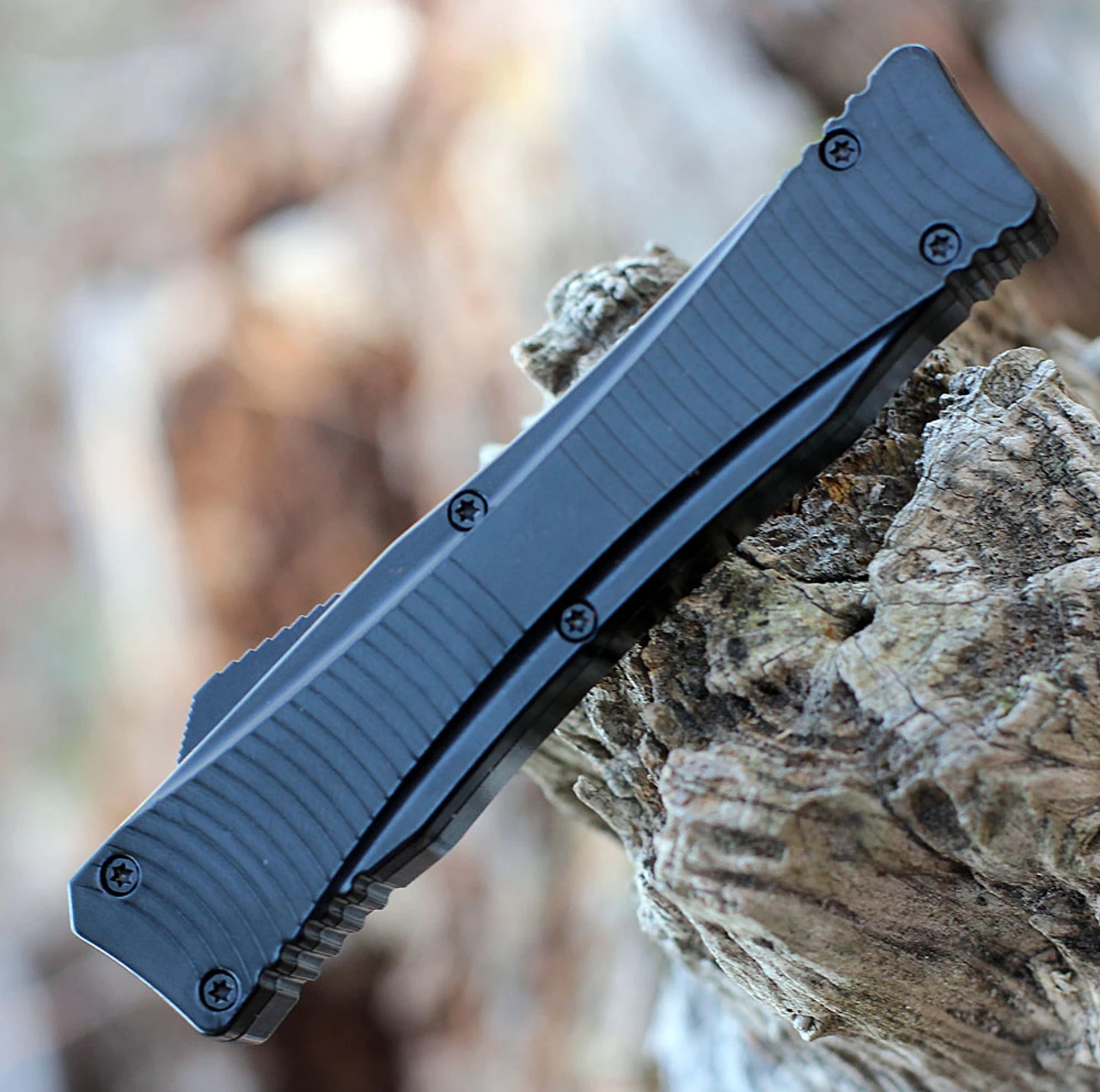 Boker Plus Falcon 2.0 OTF Automatic Blk Alum (3.4" D2 Satin Recurve) 06EX245 3 Boker Plus Falcon 2.0 OTF Automatic Blk Alum (3.4" D2 Satin Recurve) 06EX245 - Image 3