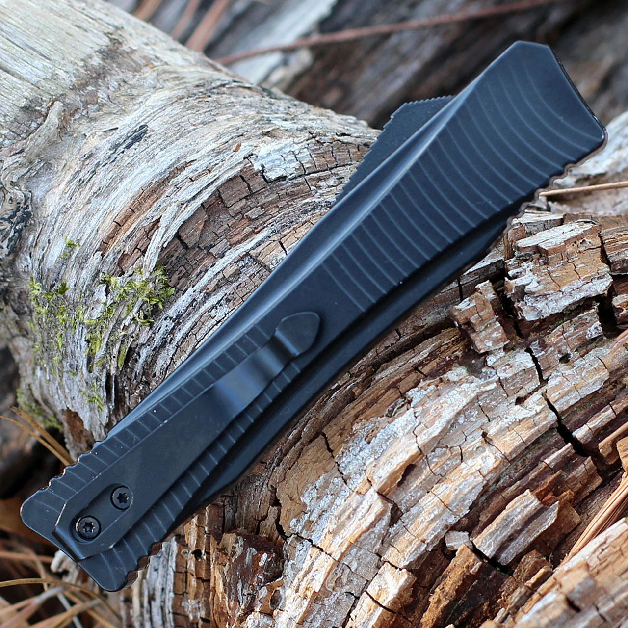 Boker Plus Falcon 2.0 OTF Automatic Blk Alum (3.4" D2 Satin Recurve) 06EX245 4 Boker Plus Falcon 2.0 OTF Automatic Blk Alum (3.4" D2 Satin Recurve) 06EX245 - Image 4