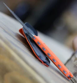 Benchmade Steep Country - Org Santoprene (3.54" CPM-S30V) 15006 -The Knife Shop 15006 11706.1606837667