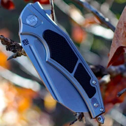 Artisan Apache ATZ1813PGBK, 3.7" D2 Plain Blade, Gray/Black Aluminum/G-10 Handle -The Knife Shop 1813pgbk 53547.1566586063