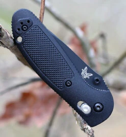 Benchmade Mini Griptilian - Blk GTX (2.91" CPM-S30V) 556SBK-S30V -The Knife Shop 556sbk s30v.3 67464.1659812830