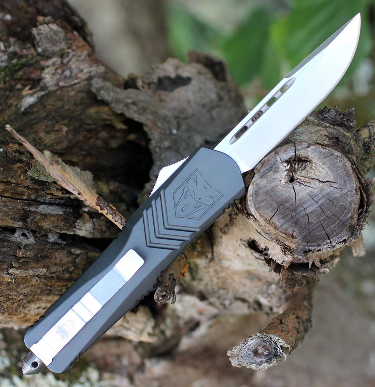 CobraTec Knives LGYFS-XLDNS Large FS-X Grey, 3.50" D2 Steel Plain Blade, Anodized Aviation Aluminum Handle 2 CobraTec Knives LGYFS-XLDNS Large FS-X Grey, 3.50" D2 Steel Plain Blade, Anodized Aviation Aluminum Handle - Image 2